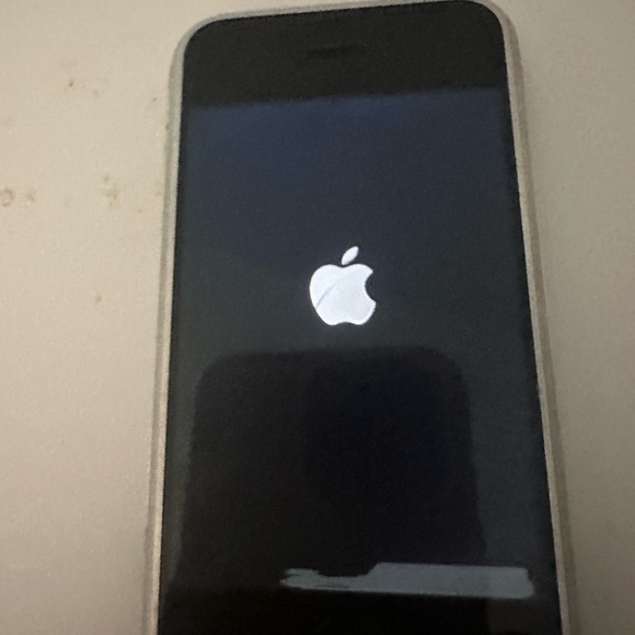 First generation, iPhone, mint condition - Picture 6 of 11